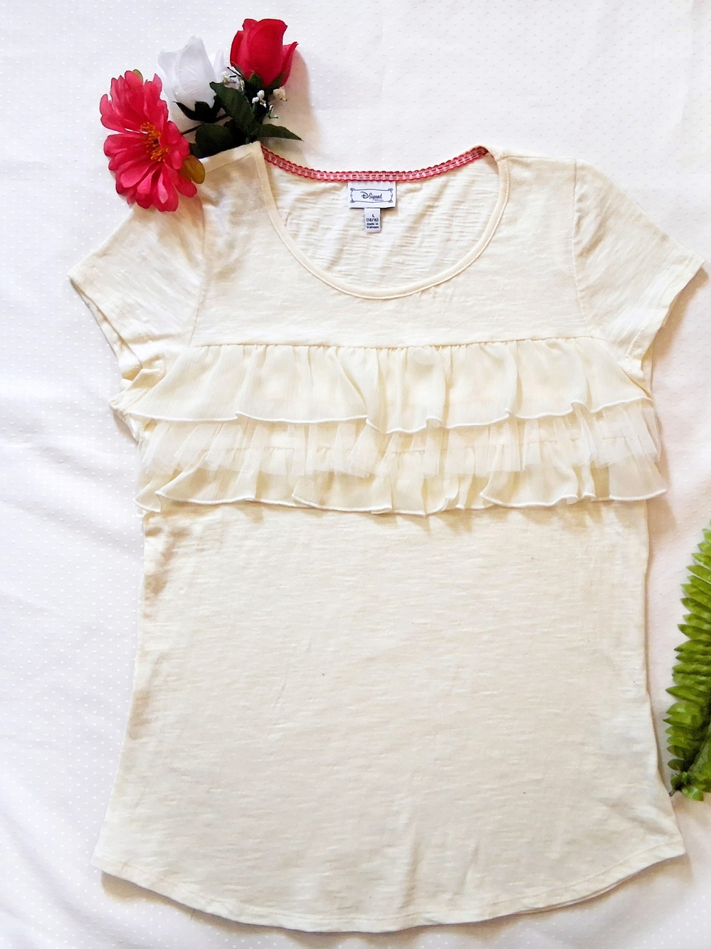 Disney D-Signed Cream Short Sleeve Ruffle Blouse